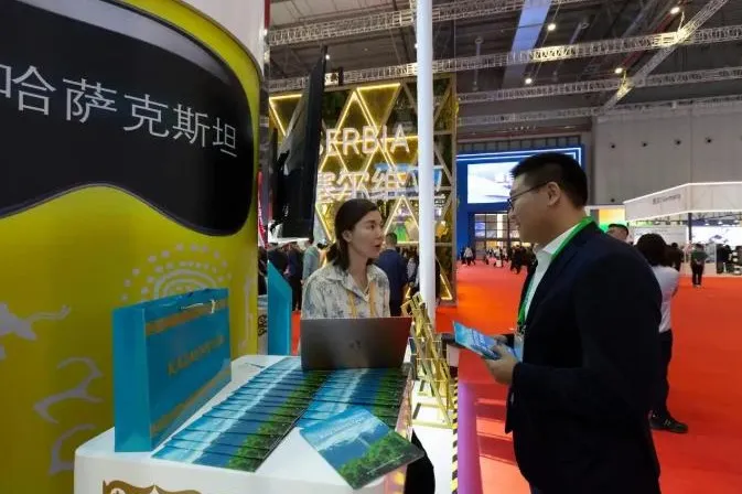 Китай и Казахстан отчитат ползи от нарастващото сътрудничество