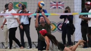 Принц Уилям оставя скандала с Андрю зад гърба си за пътуване до Бразилия