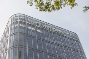 Лидерът в зелените технологии Envision разкрива модел за оформяне на най-голямата в света физическа AI система